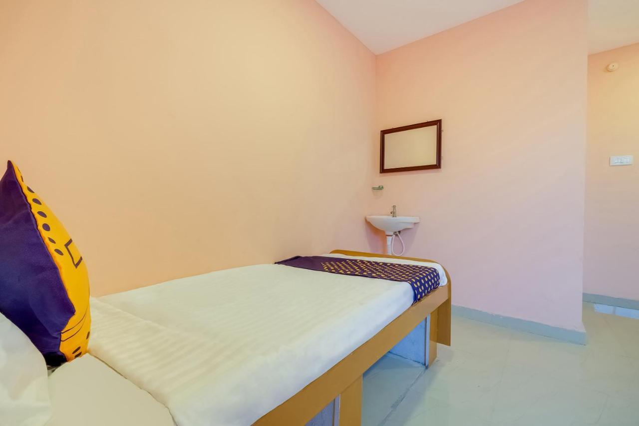 Spot On 64778 Msr Convention Hall Hotel Tirupati Buitenkant foto